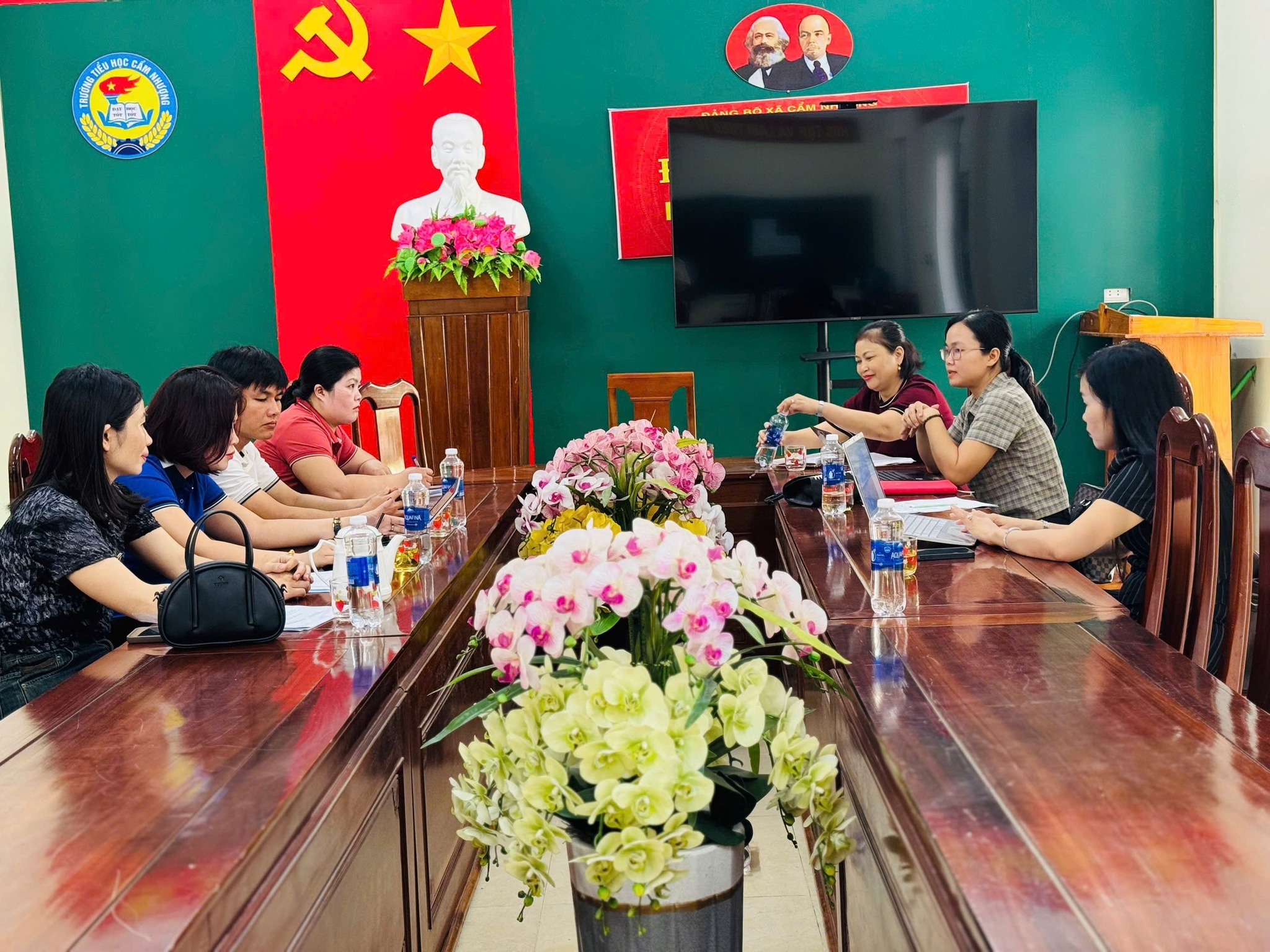 Tăng cường công tác Y tế trường học: Đoàn kiểm tra, giám sát tiến hành kiểm tra tại các trường học trên địa bàn huyện Cẩm Xuyên